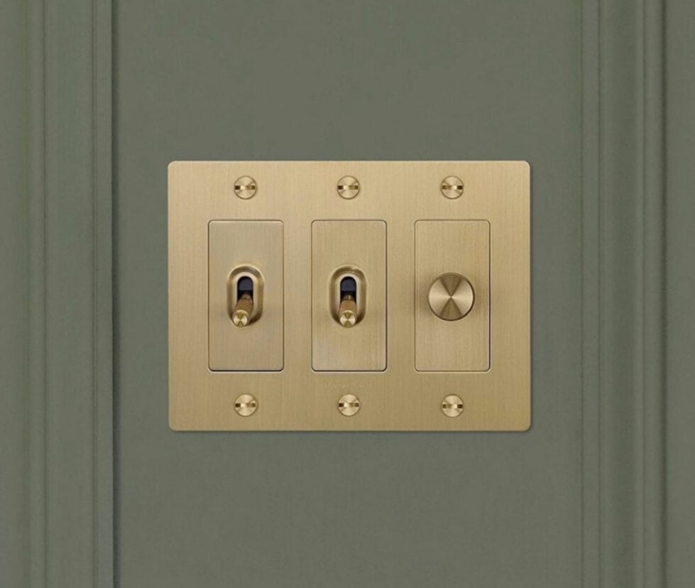 Casson Hardware