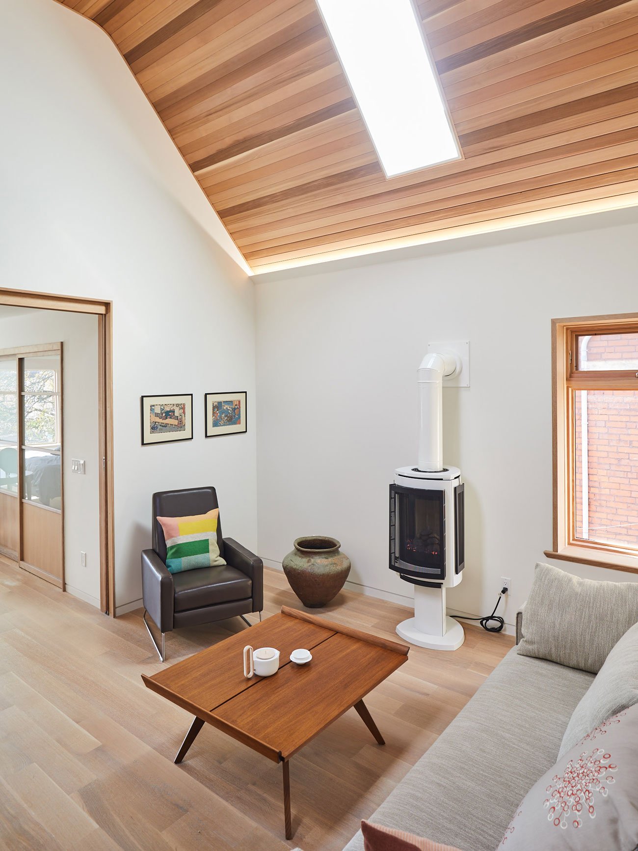Upper reading room resembling a Japanese cabin in the woods