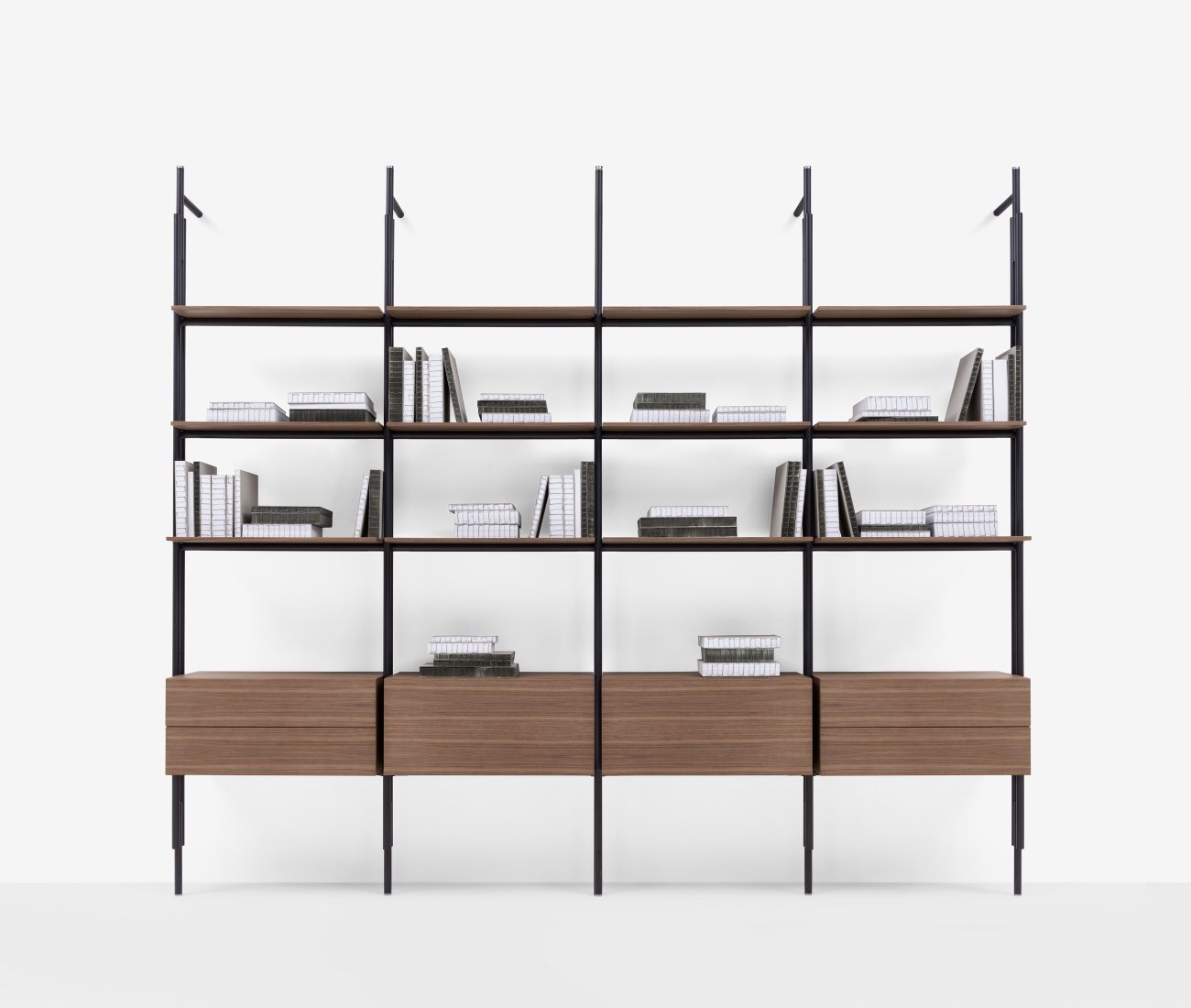 Modern shelving ideas - B&B Italia