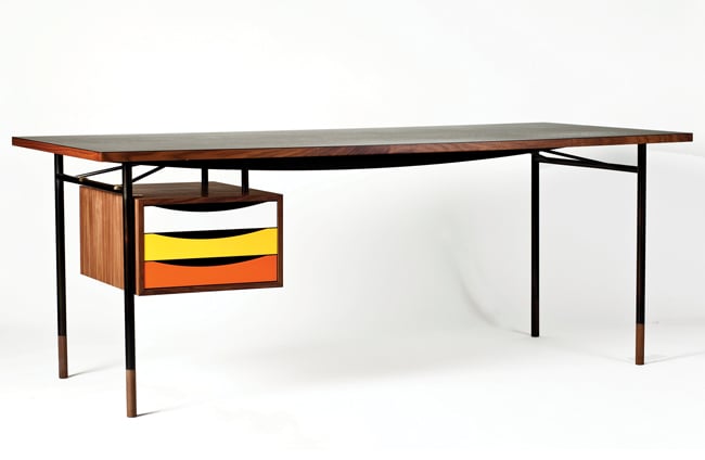 desks toronto