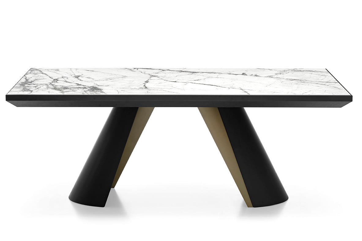 APIAN dining table
