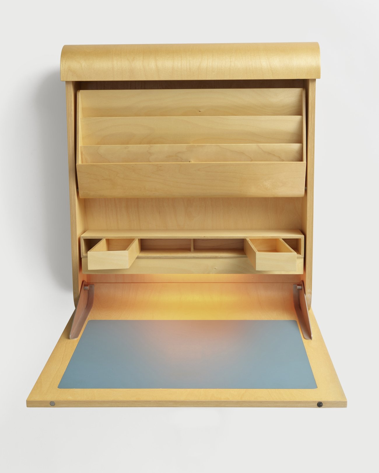 wall mounted desk